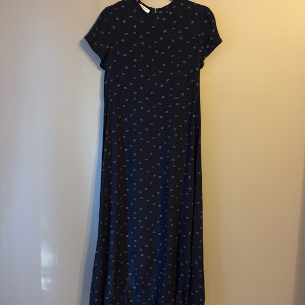 Rena Rowan For Saville Petite Black Shift Dress. Cap sleeves. Size 6P.
